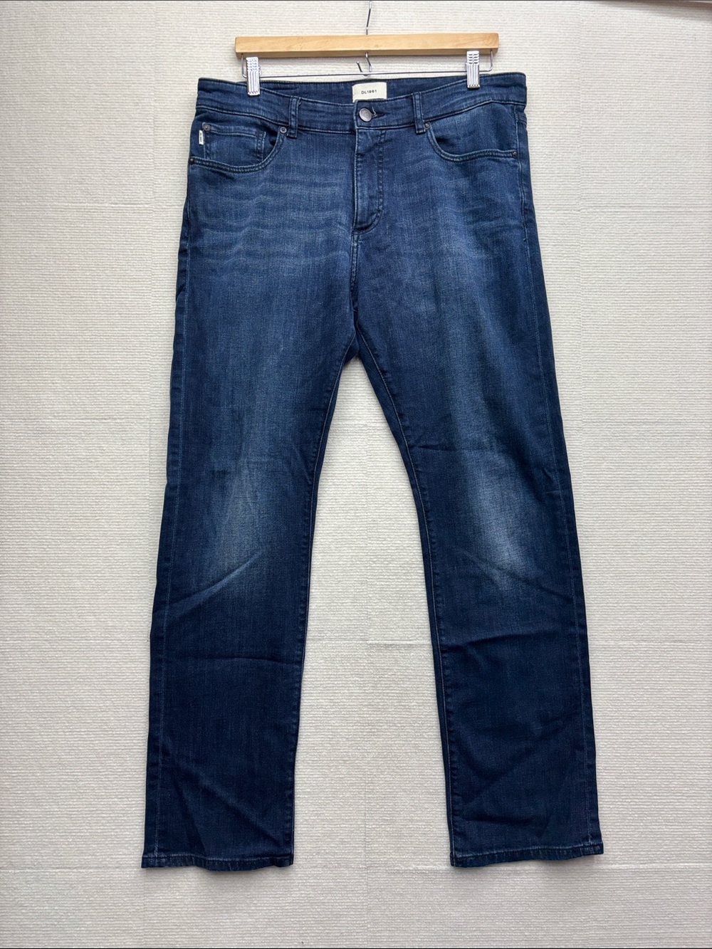 DL1961 | 34X32 Avery relaxed straight Men's Dark Blue Jeans